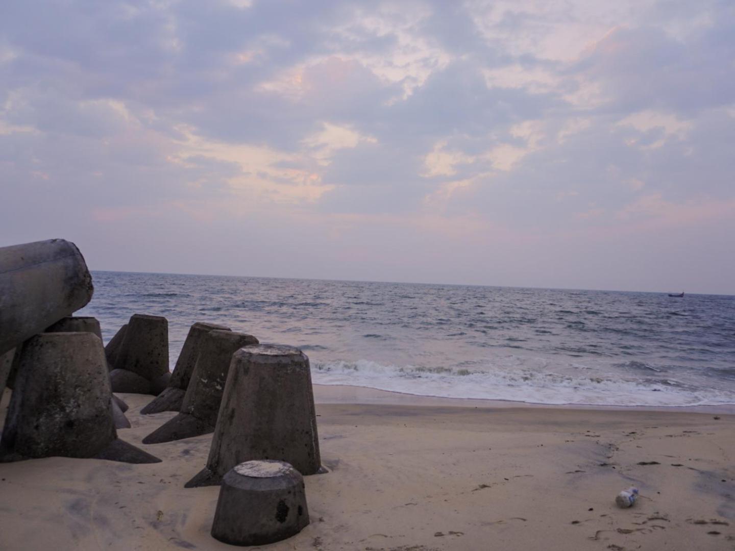 Marari Aidenz Beach Vibe Villa Alappuzha Ngoại thất bức ảnh